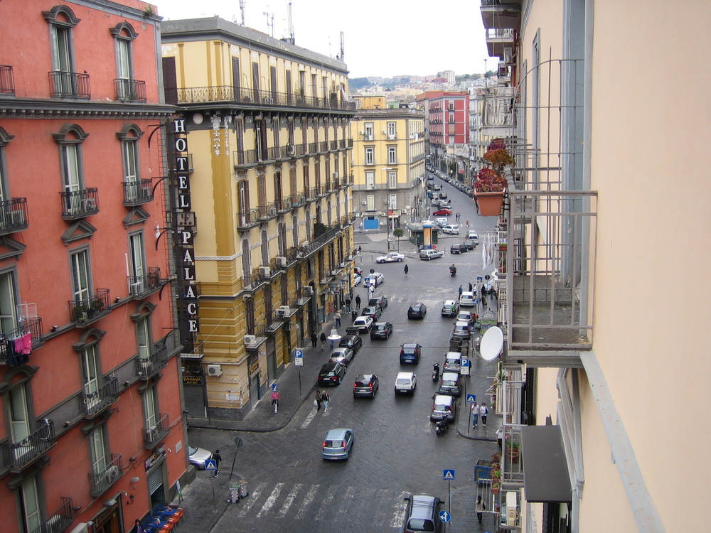 Италия, Неапол, гледката от хотела
